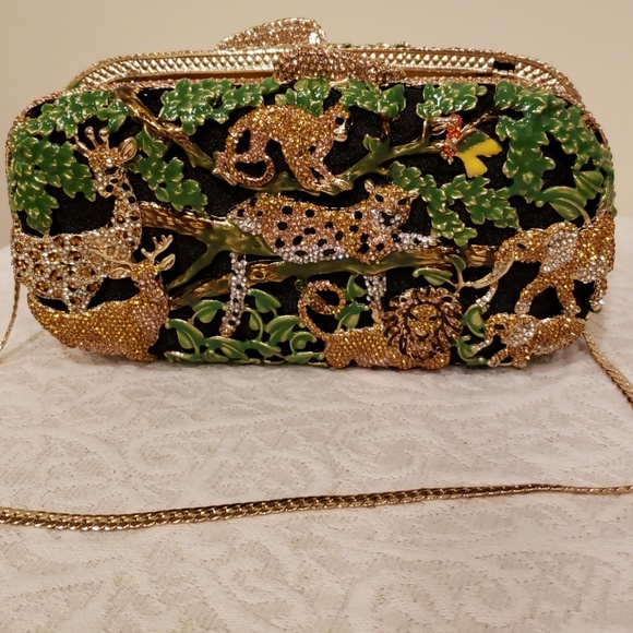 💥SOLD!   Gorgeous Natasha Crystal Clutch - Picture 2 of 8